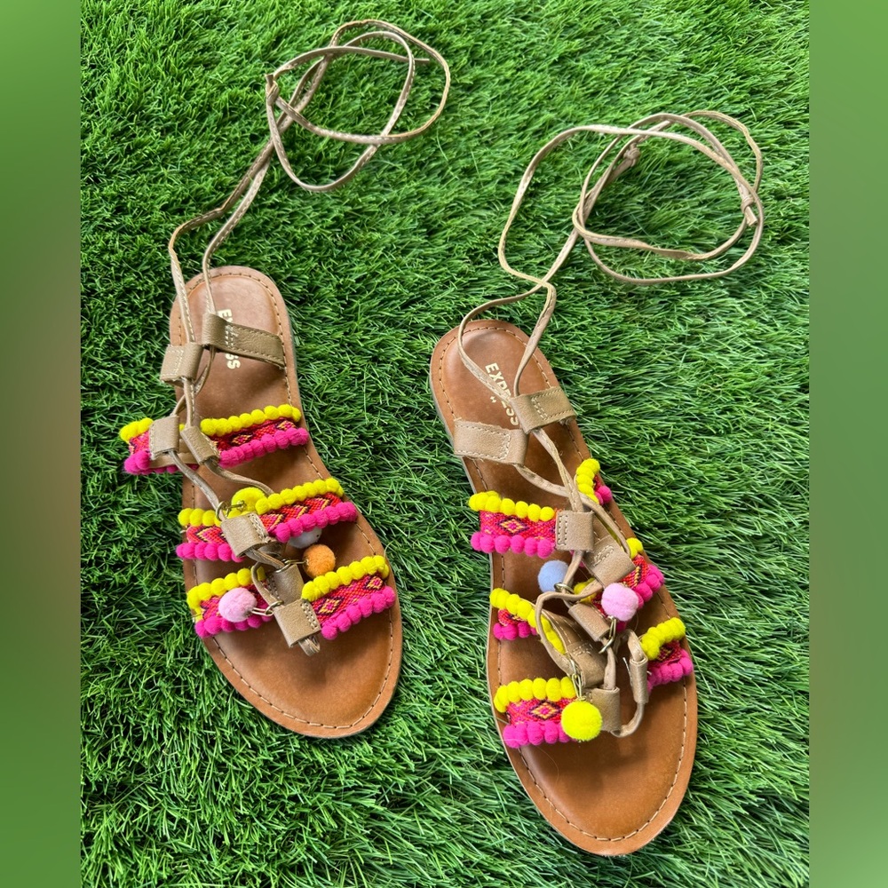 Adorable Pom Pom Pink Lace Up Express Sandals